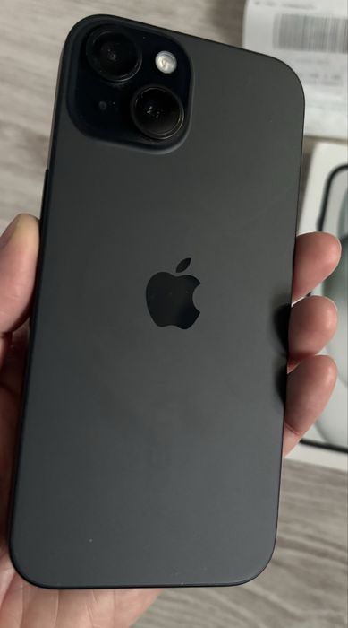 Vand iphone 15 black 128gb