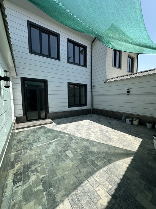 Юнусабод 1.20 соток 6 комнат Срочно