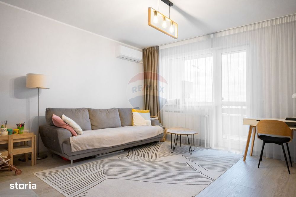 Apartament cu 2 camere,  2 băi și parcare subterană în Tractorul