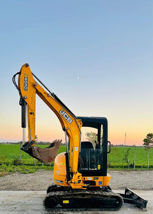 Miniexcavator jcb/an2011/motor perkins