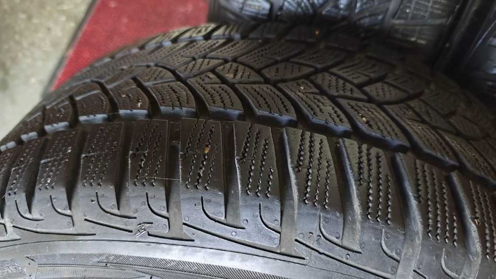 Anvelope de iarna 215 50 R17 Goodyear Ultragrip Performance