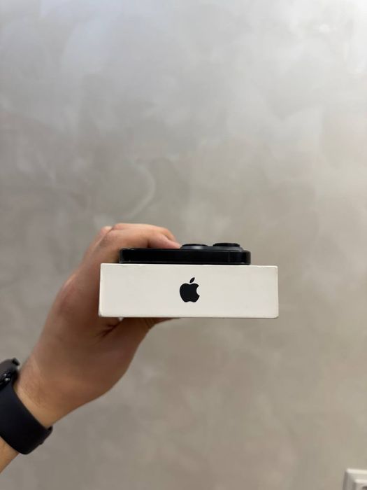 Iphone 16 pro max 100 yomkust