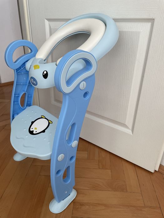 Reductor pentru toaleta cu scarita Little Mom Pinguin Blue