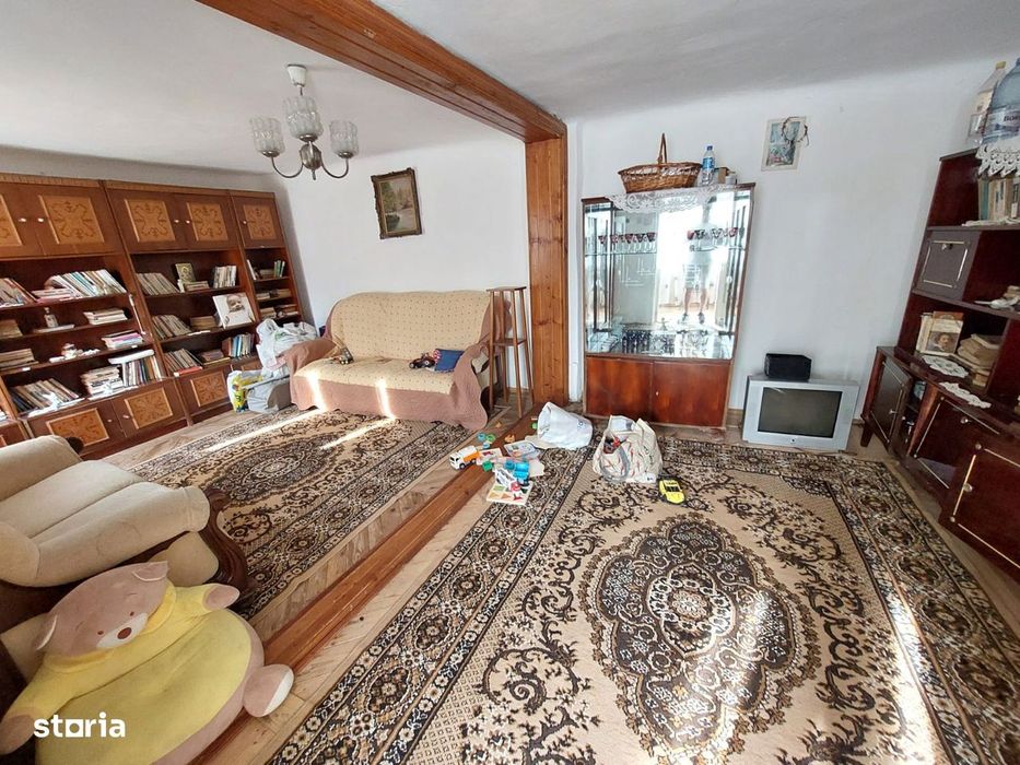 COMISION 0, casa 90 mp, 5000 mp teren, 5 camere, Adanca, DN 72