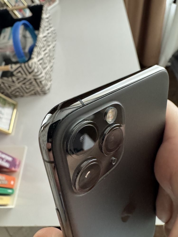 iPhone 11pro 64 GB 74% за части