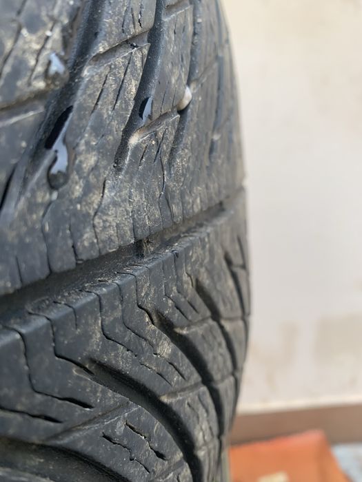 Set 4*235/45/R18 98V iarna Michelin Alpin 5