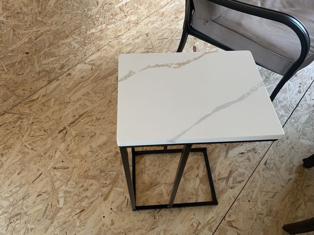 Side table / masa de capat