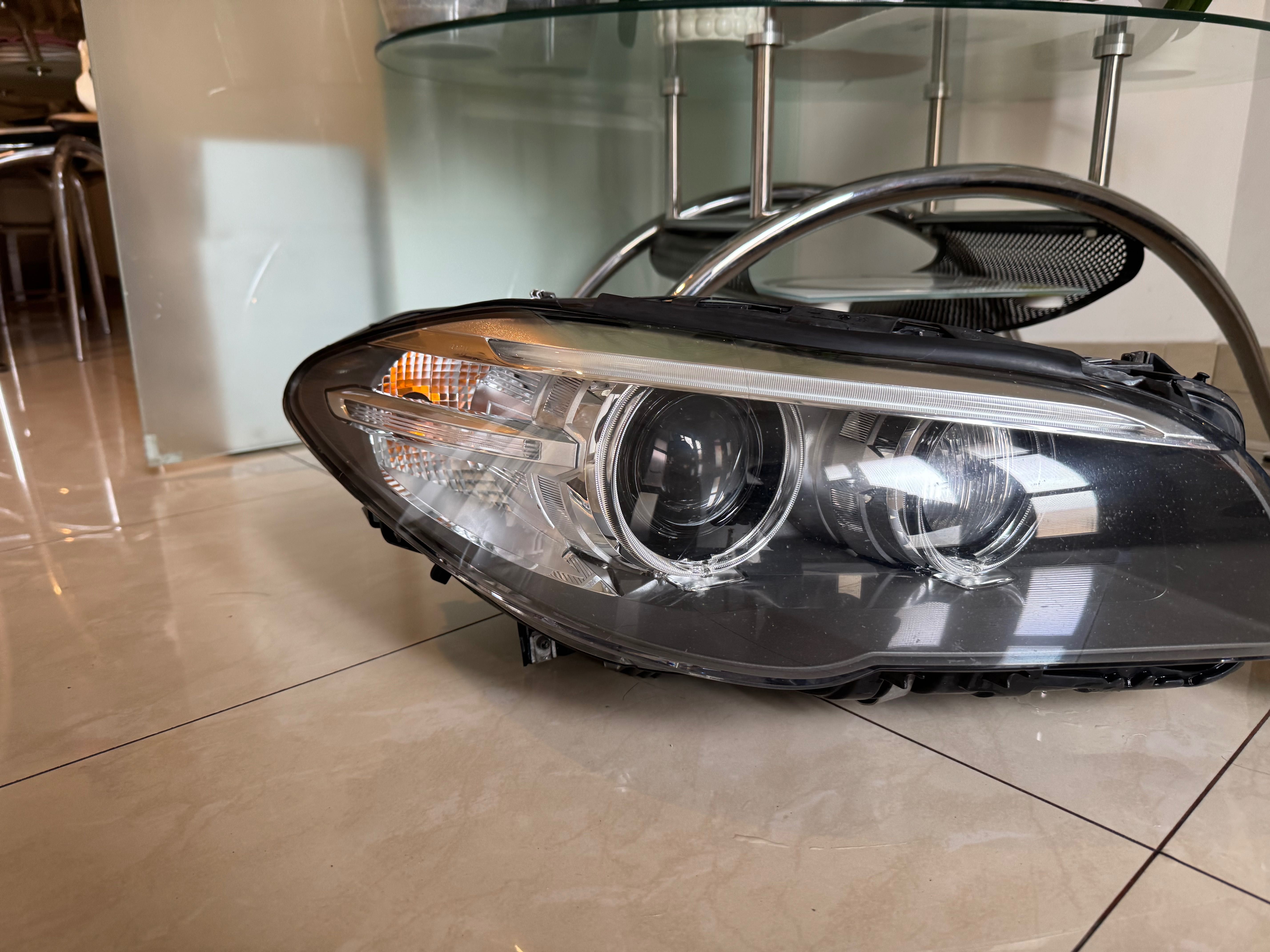 Faruri BMW seria 5 525d 520d 530d F10 facelift Bi-Xenon Adaptiv LCI