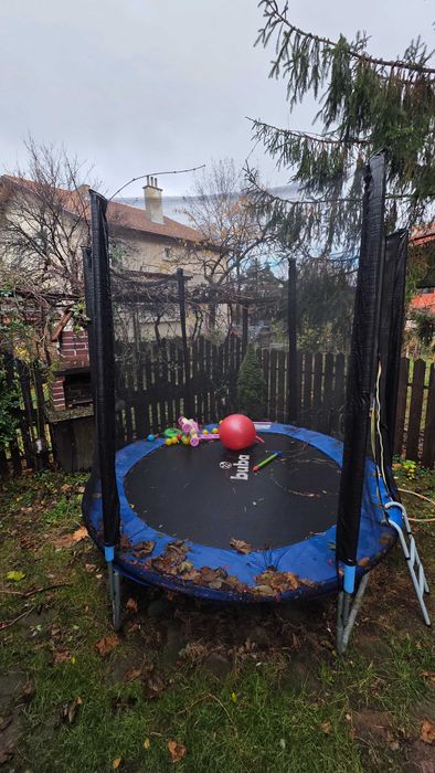 Детски батут BUBA с размери 244см