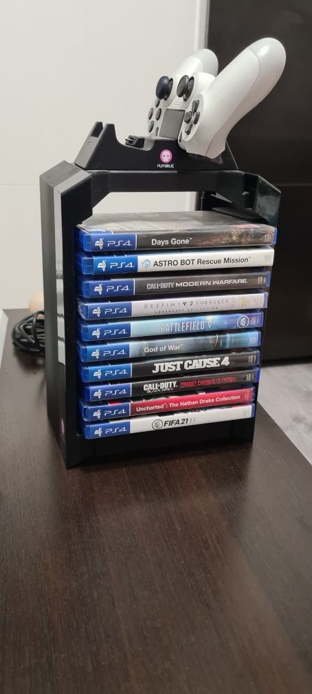 PS4 Pro 1 TB, VR , căști, suport jocuri cu incarcare dublă ,JOCURI.