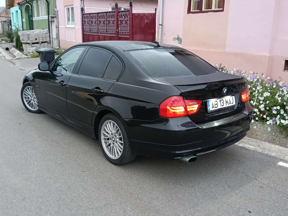 Bmw 320D E90 LCI