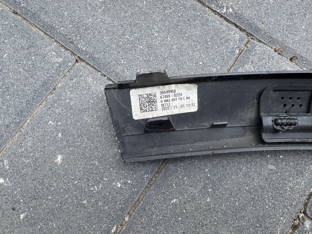 OEM вежда за преден ляв калник за Volvo XC90 / Волво ХЦ90 2015 - 2024