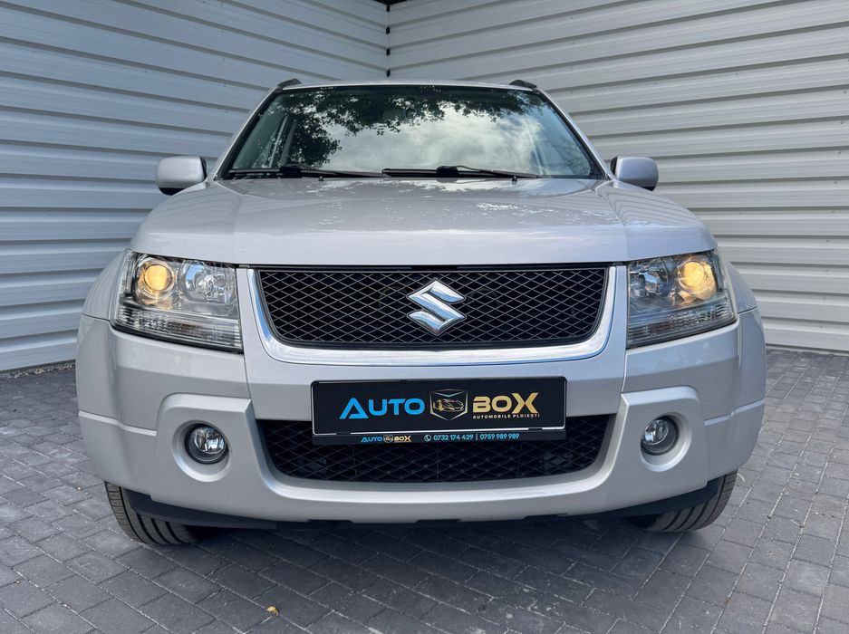 Suzuki Vitara 2.0 benzina 4x4 cutie automata de vanzare in RATE FIXE