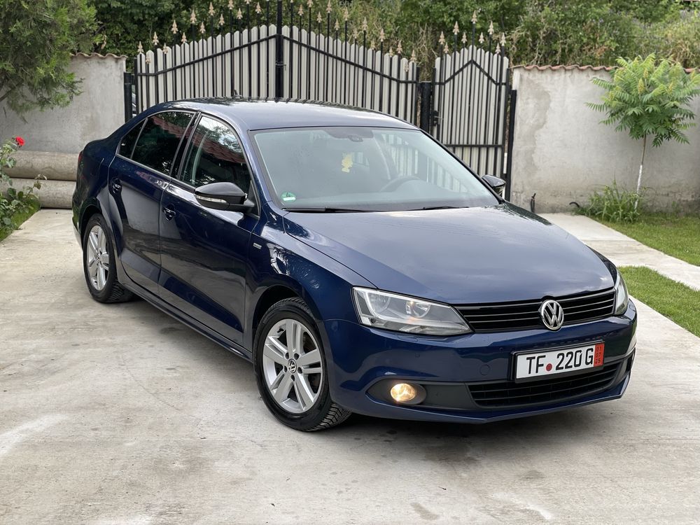 Volkswagen Jetta 2013 2.0l diesel 140cp euro5 Match