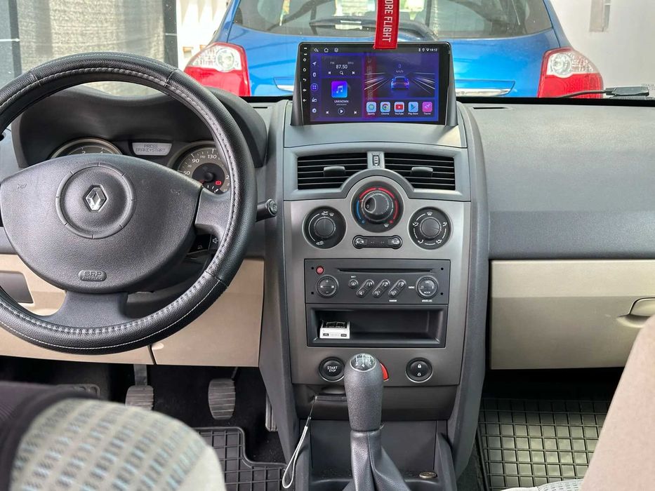 Navigatie Android 15 Renault Megane 2 Carplay Android Auto QLed Wifi
