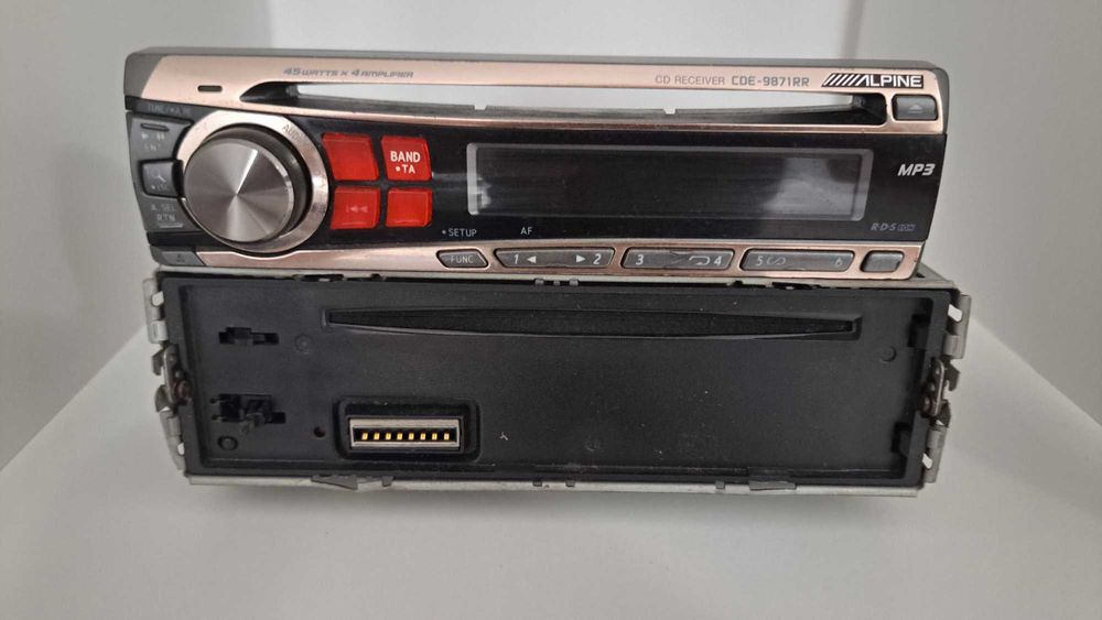 Casetofon auto Alpine cde 9871rr