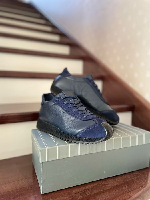 Продам кроссовки