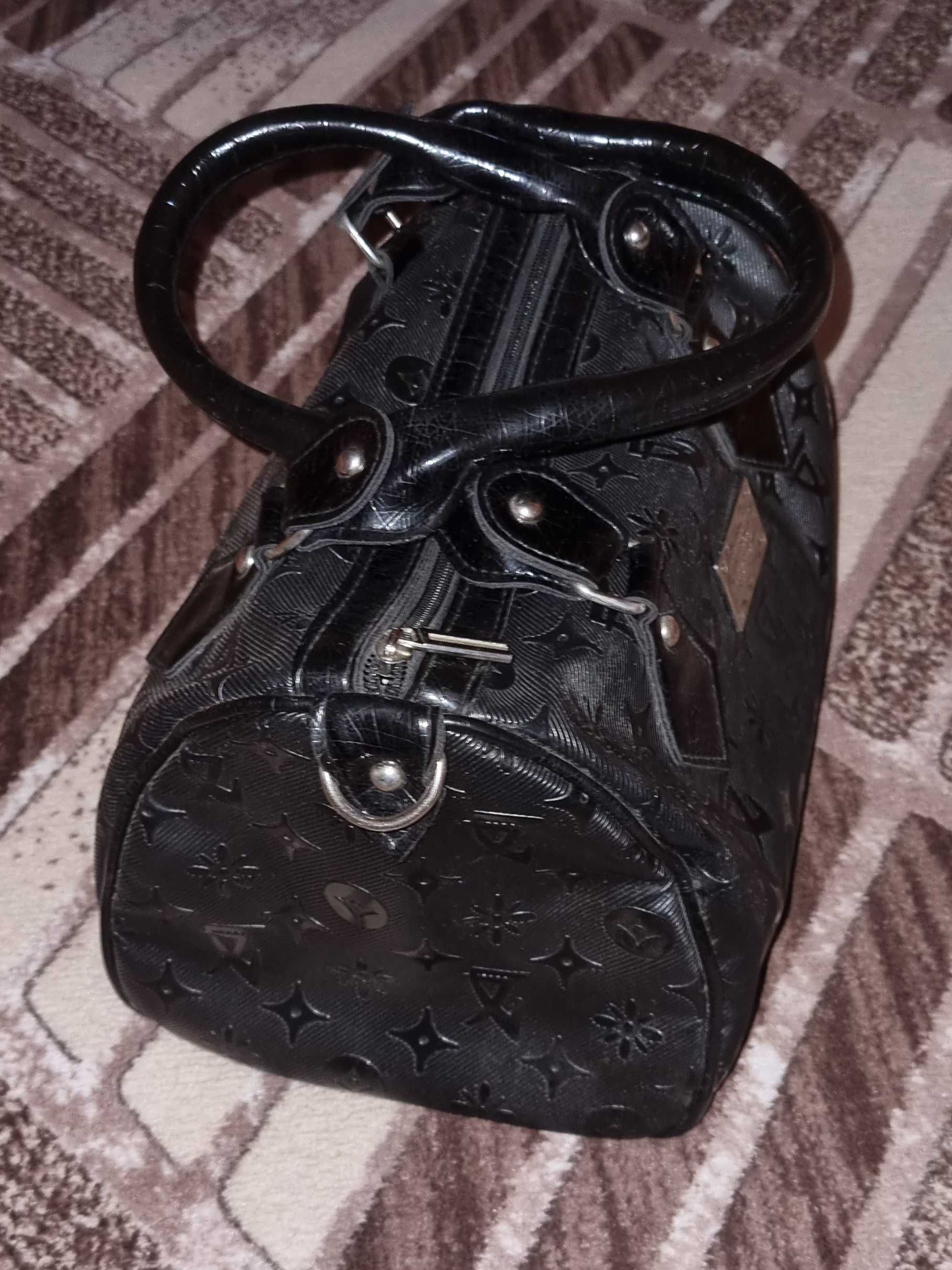 Дамска чанта Louis Vuitton