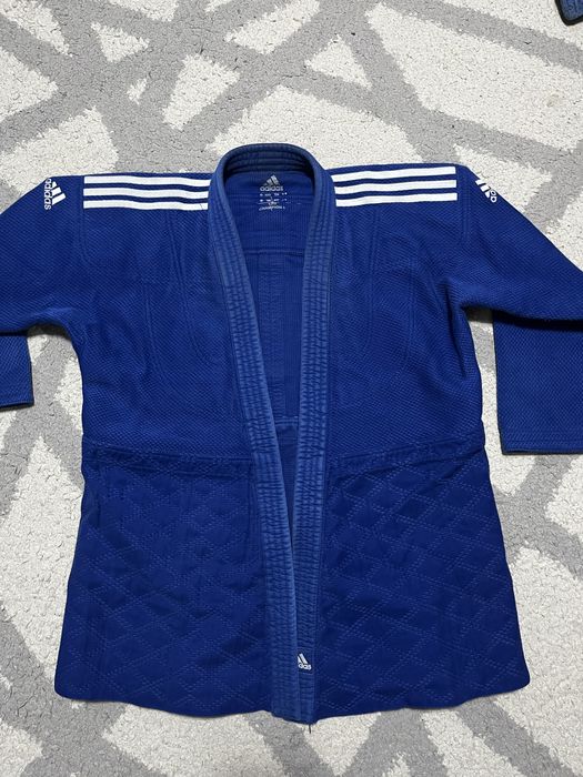 Кимано адидас,мизуно