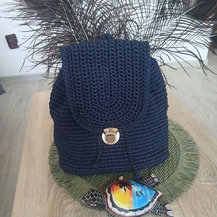 Rucsac crosetat manual