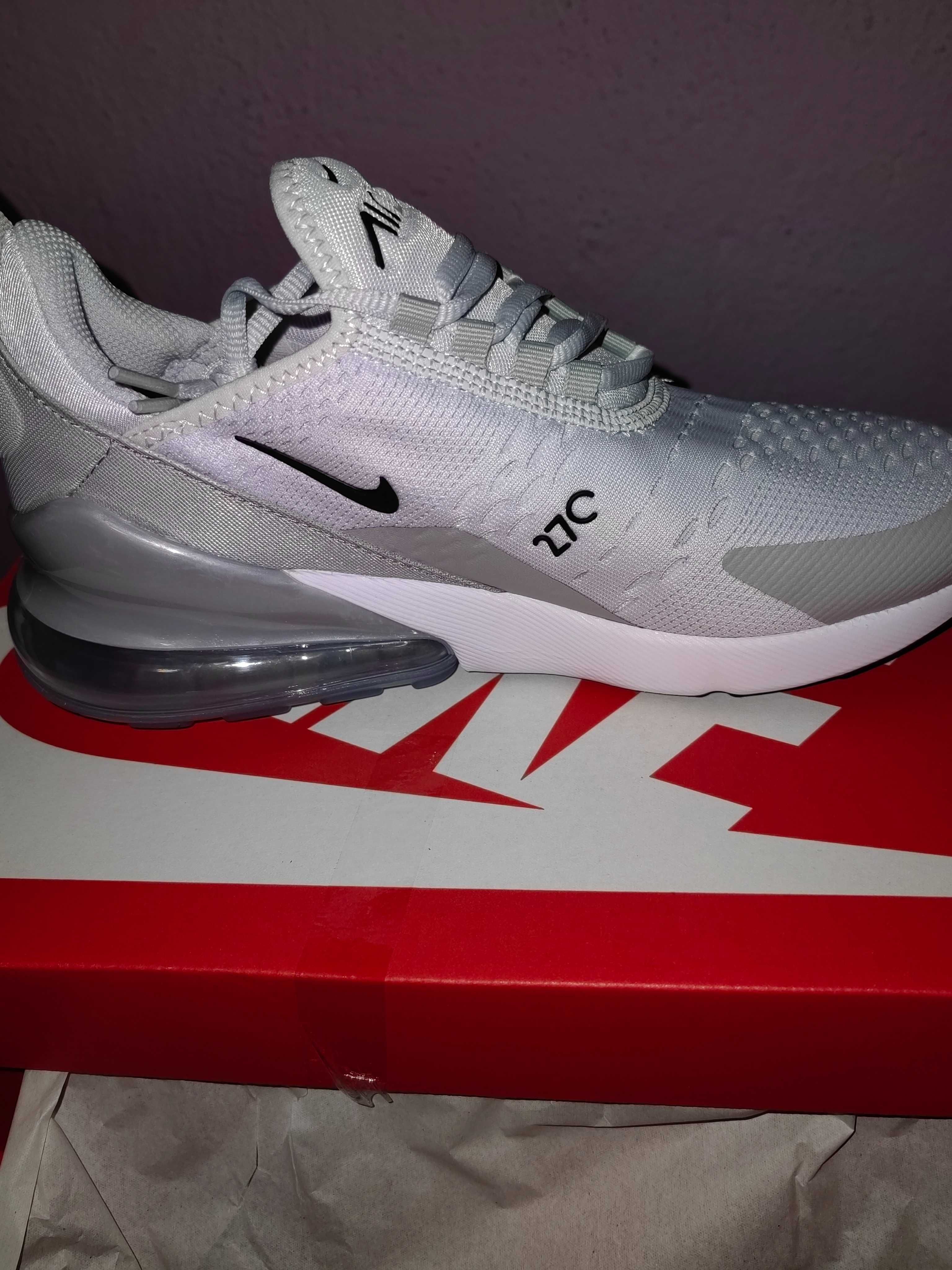 Дамски маратонки Nike air max 270