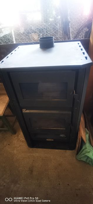 Vând Termosemineu pe lemne, brichete, carbuni Fornello Milano E, 24 kW
