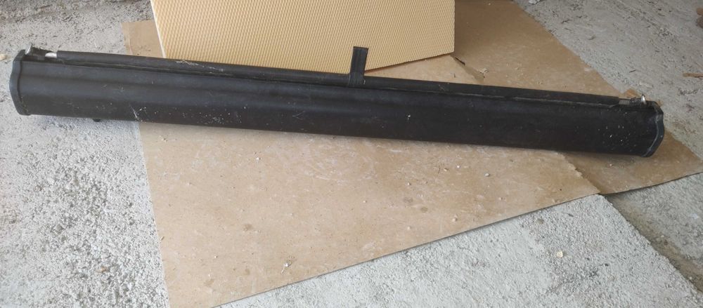 Vând rulou cu plasă retractabilă pentru portbagaj VW Passat B5.5 break