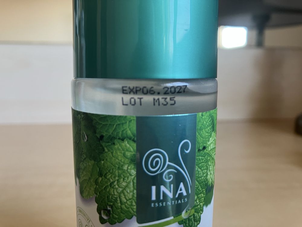 Козметика на InaEssentials