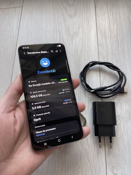 • Samsung Galaxy S22+ Plus • black •