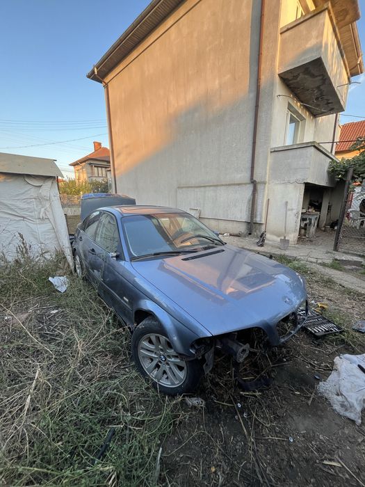 Продавам BMW E46 318i на части