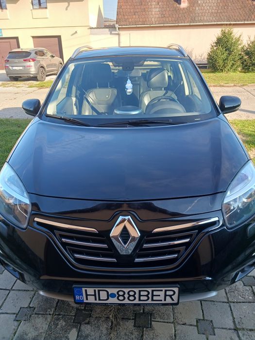 Renault Koleos 2.0 dci 4x4 la buton