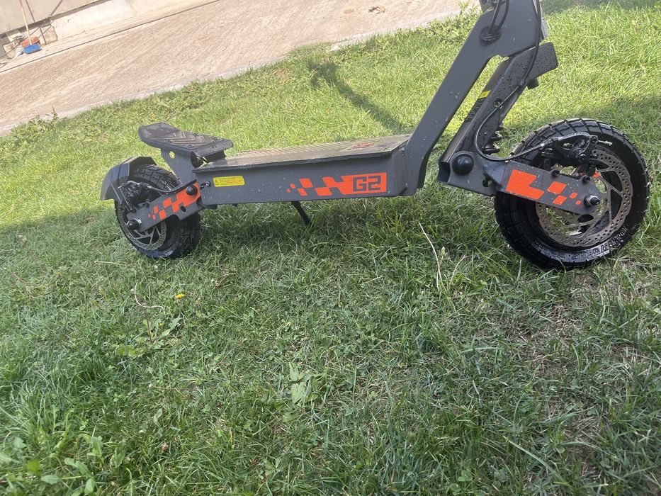 Trotineta kukirin G2
