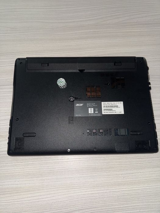 Leptop Acer One 14 Z2-485