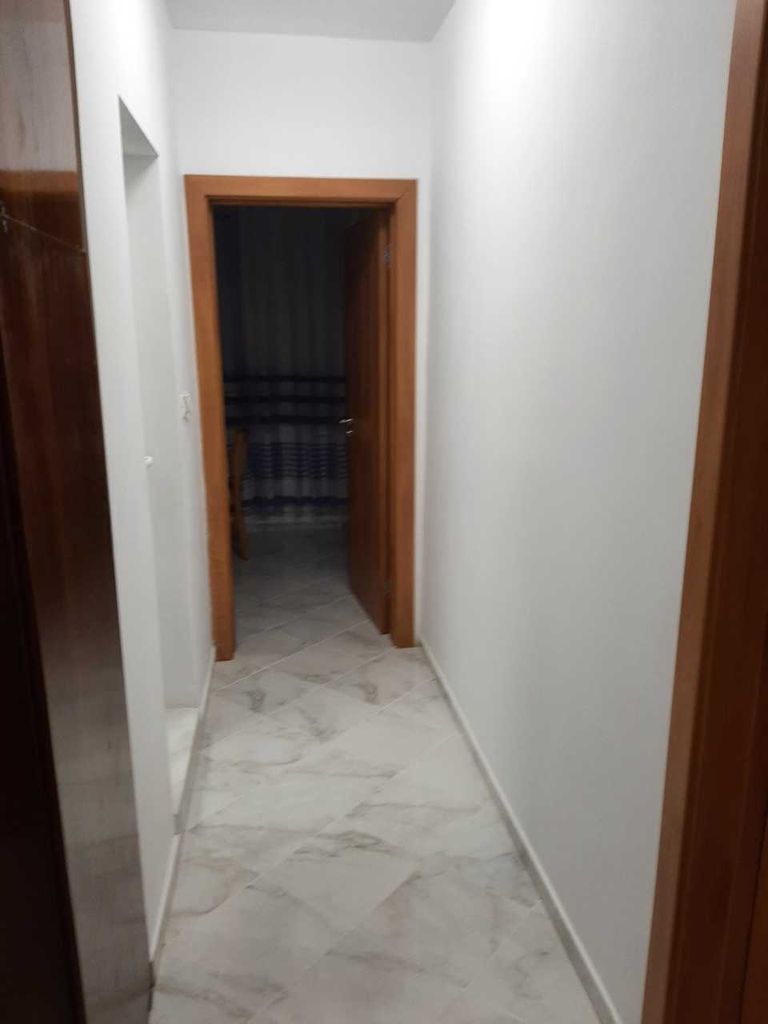 Дава се под наем Двустаен апартамент в София, Връбница 1 - 68 кв.м за 612 € - Снимка #14