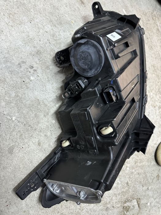 Far stanga logan 2023, complet ,