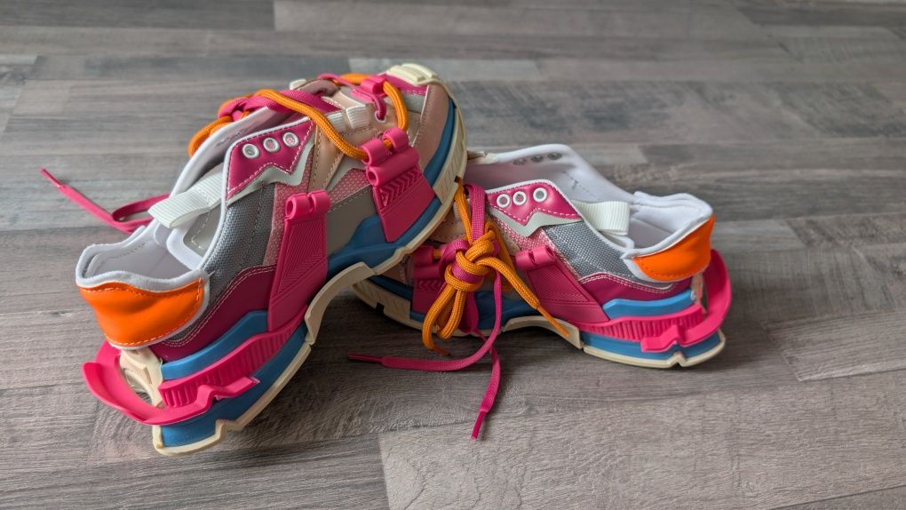 Pantofi sport nr37