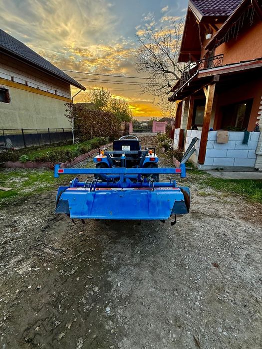 Tractoras japonez IsekiTM17