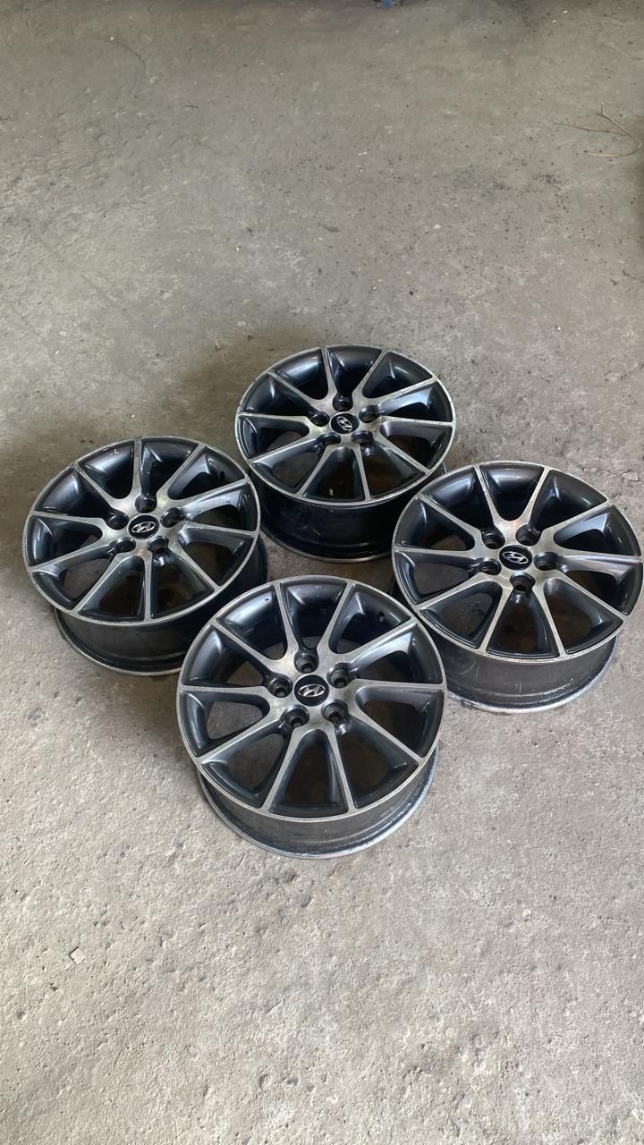 R17 PCD 5 *114,3 Комплект оригинальных легкосплавных дисков