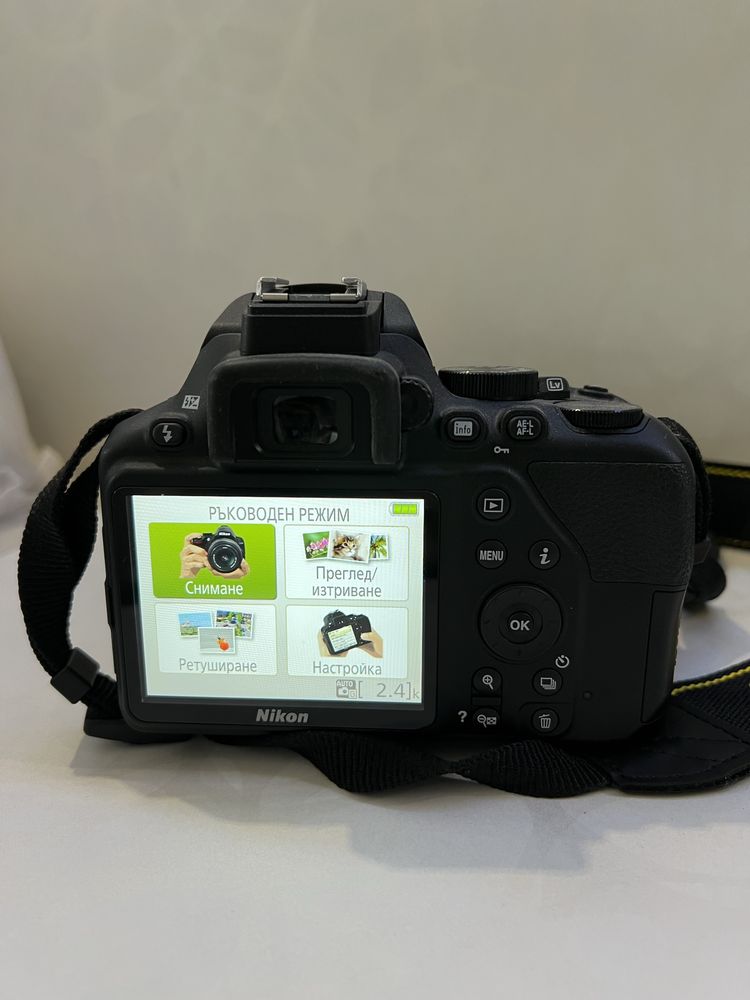 Фотоапарат Nikon D3500 + обектив + чанта