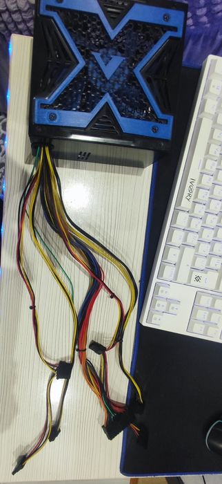 Блок питания ZEUS 450W. 6 пин есть!