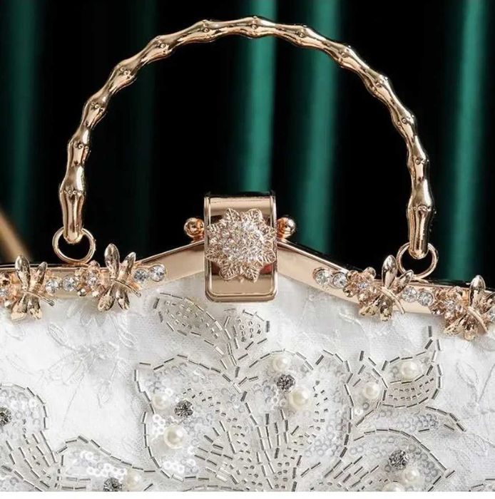 нова чанта с мъниста