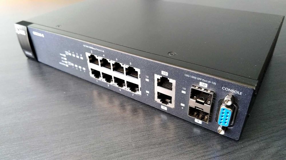 Switch Zyxel GS2210-8, 8 port 10/100/1000 Mbps, 2xGiga RJ45/SFP Layer2