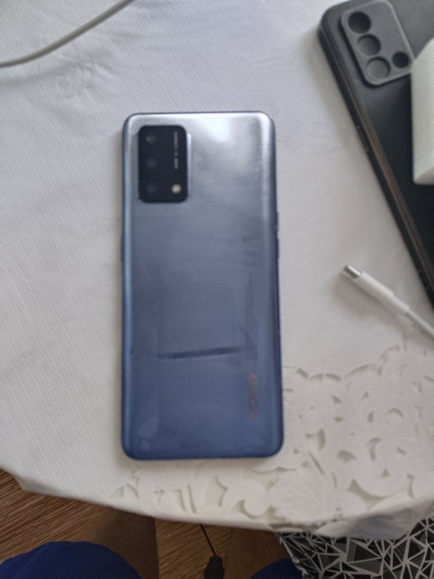 Продам Oppo A74.