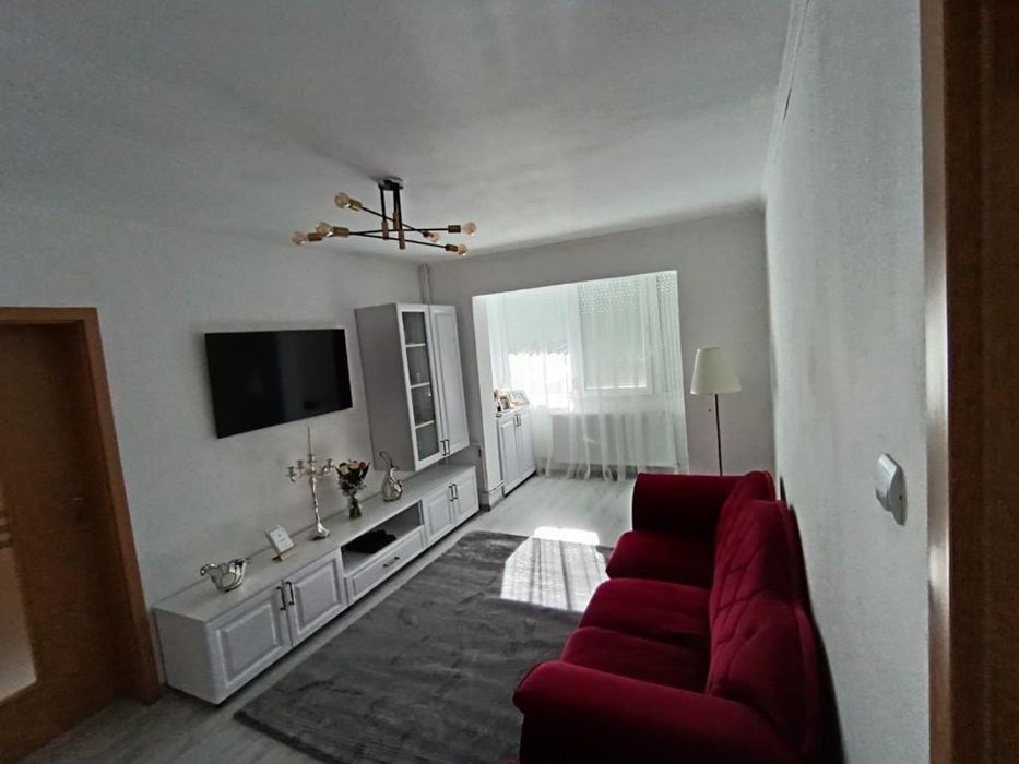 De vânzare – Apartament 3 camere, decomandat – Vlaicu, Zona Lebăda