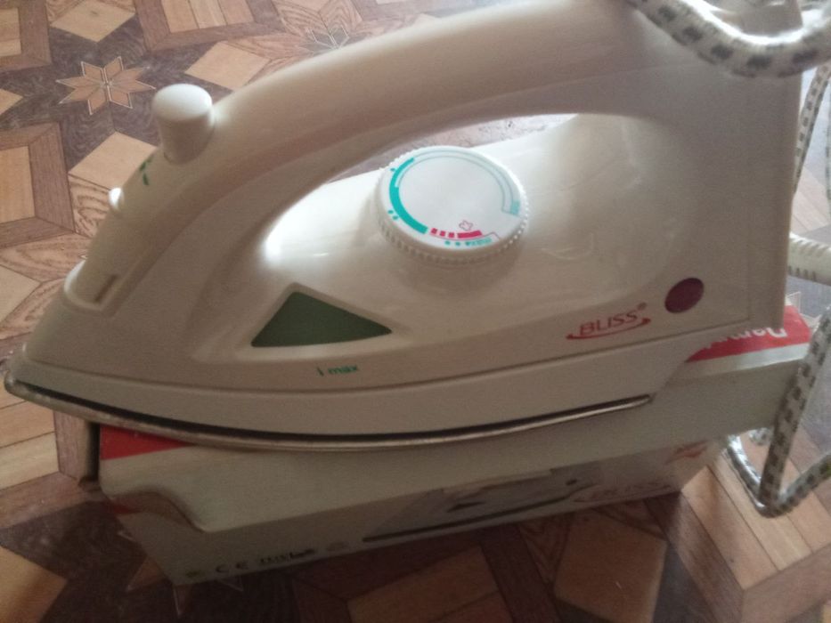 Продается Утюг BLISS