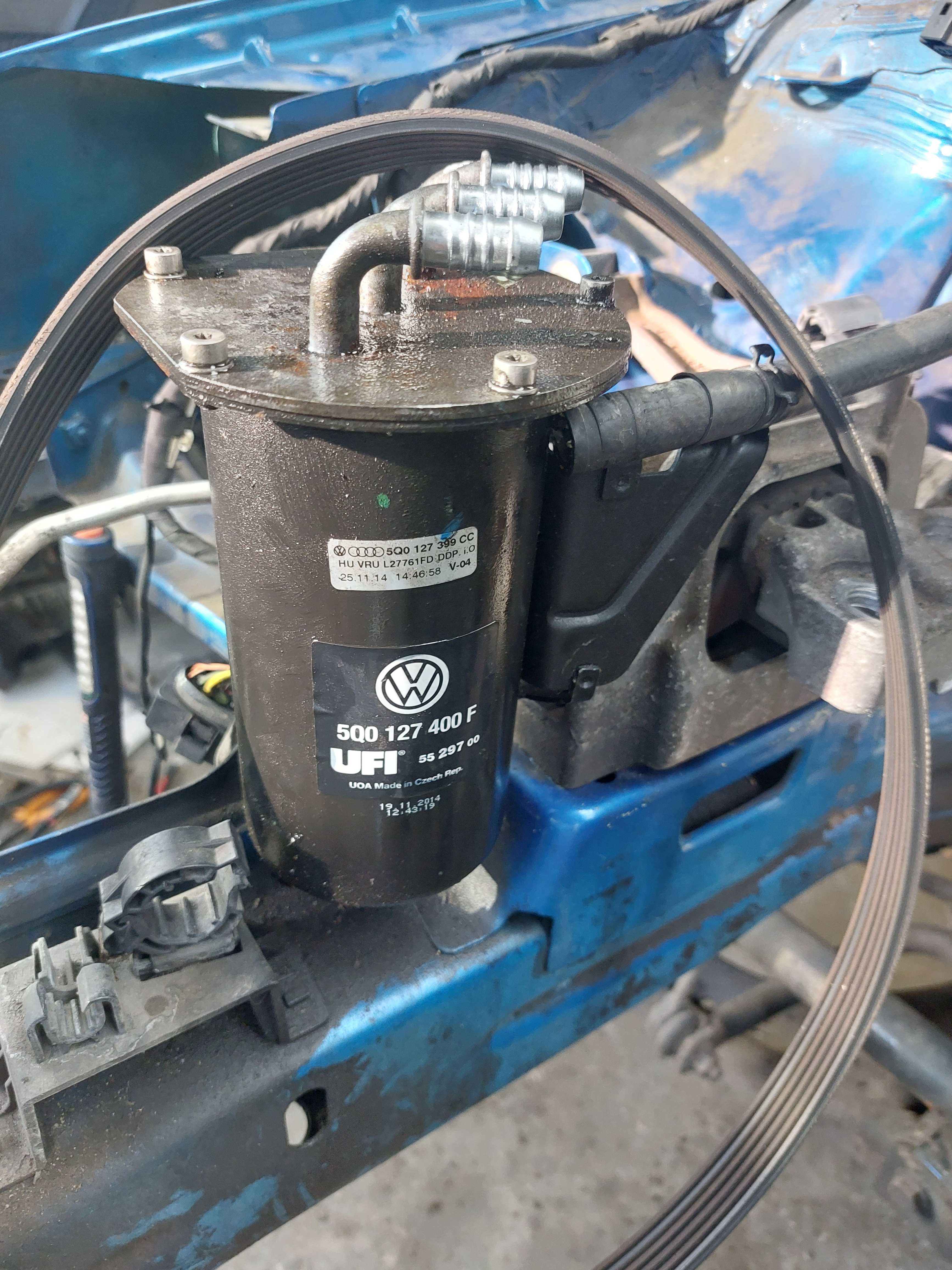 Carcasa filtru combustibil Golf 7/Octavia 3/Leon 3/A3 8V 5Q0127400F