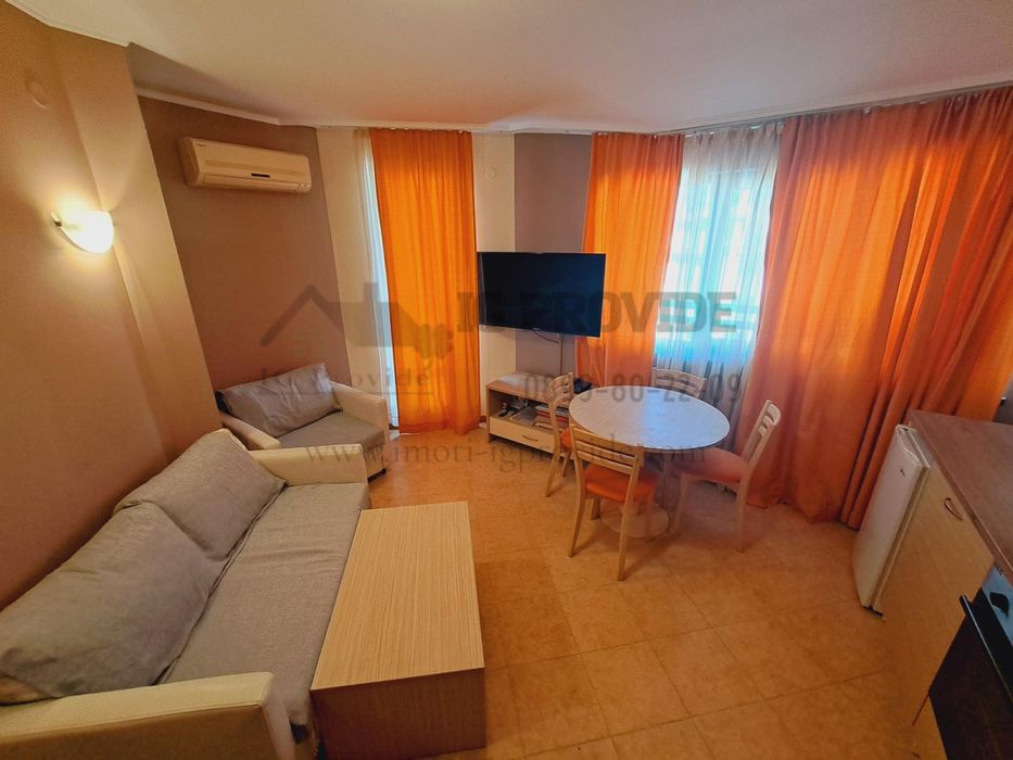 Продава се Тристаен апартамент в к.к. Слънчев бряг - 72 кв.м за 1230 €/кв.м - Снимка #3