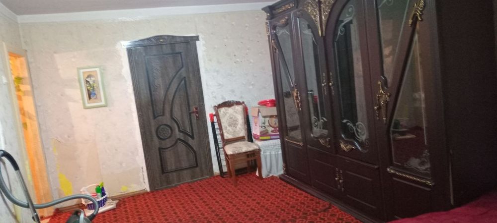 1 хонали кисман жихозланган Троицкида (1 декабрь бушиди)