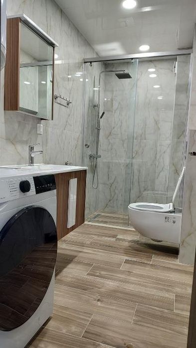 Тристаен апартамент под наем в жк. Южен