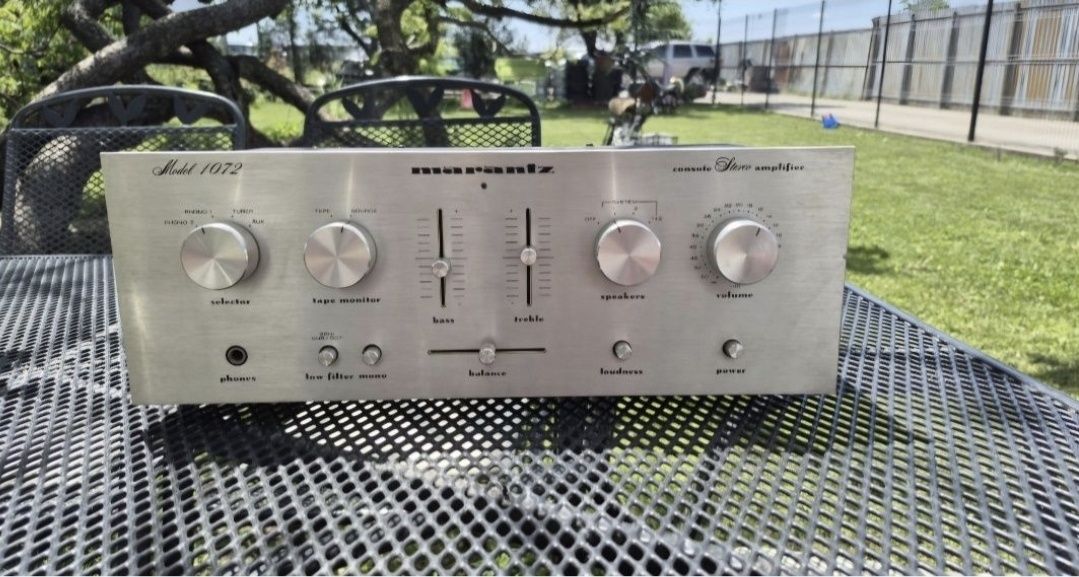Amplificator Marantz 1072